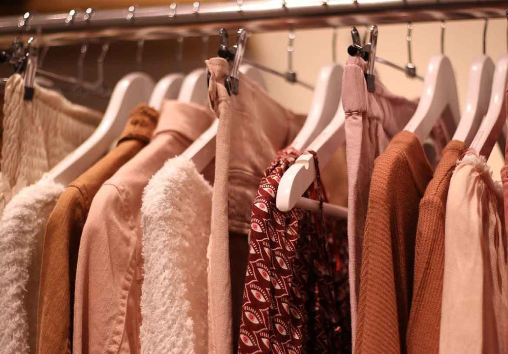 週2～3勤務「RNA-N」販売　アミュ博多